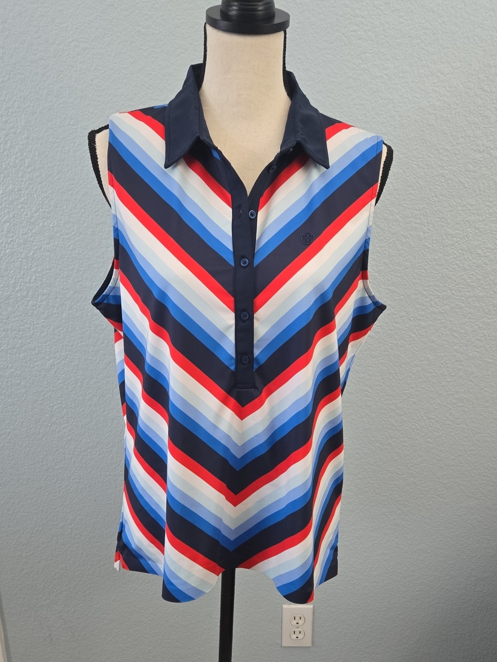 G/FORE Sleeveless Chevron Polo Top - Navy, Red & Light Blue Sz XL - Picture 2 of 11